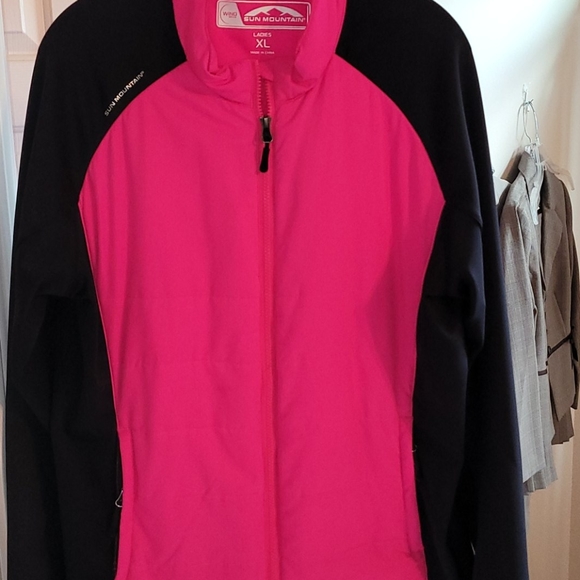 Pink and black Jacket - Picture 6 of 11